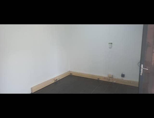 617M² MINI FACTORY TO LET IN LASER PARK